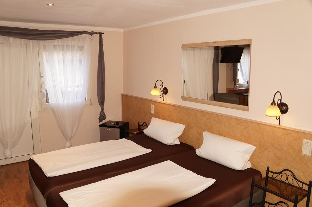 Hotel Boos Worms Buitenkant foto